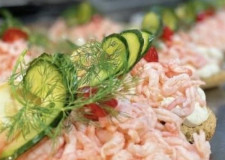 Vrääkmacka på rågsiktsbröd (150gr räkor)